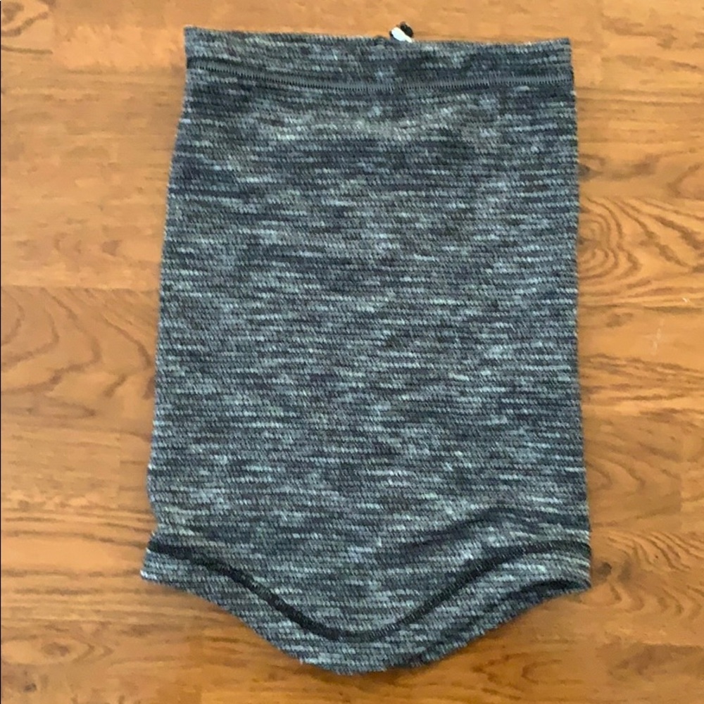 Lululemon neck warmer